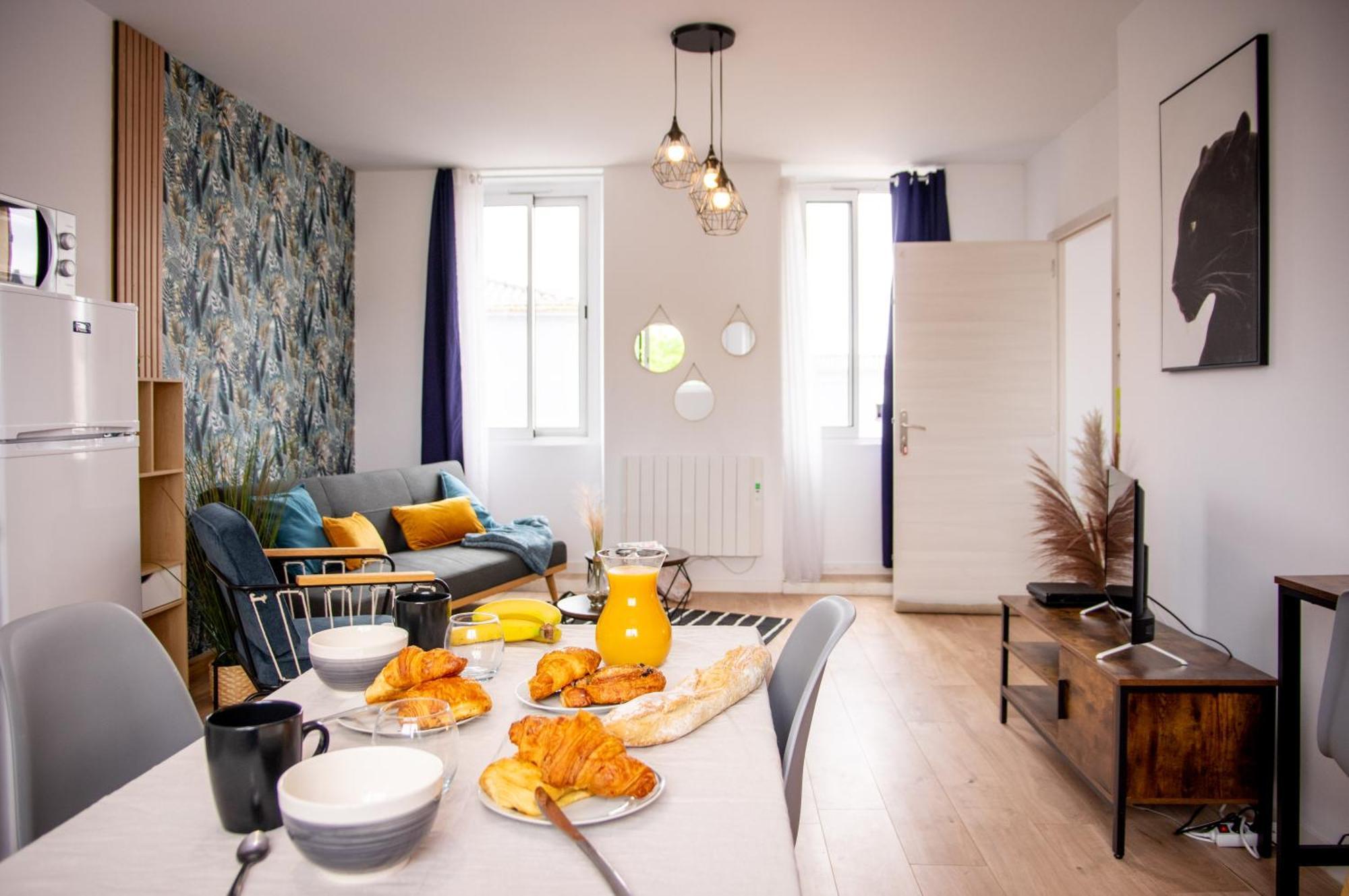 Duplex Cocoon - 10 Min De Blaye - 20 Min Cnpe - Wifi - Tv Hd Apartment Saint-Seurin-de-Cursac Exterior photo